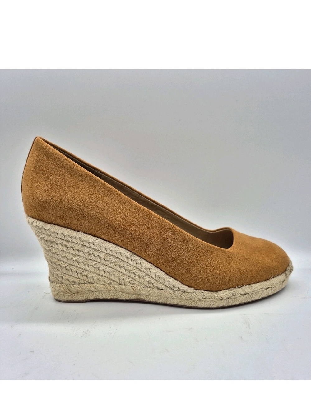 J. Crew Shoes Women’s Espadrille Wedges Sueded Size 8.5 M Pale Clay Color Brown